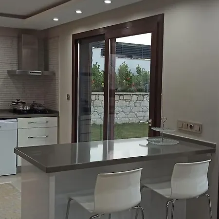 Dalyan'da, Triplex Muestakil, Havuzlu * Cesme
