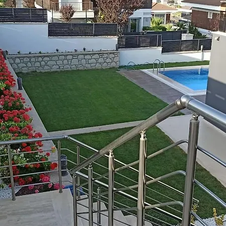 Dalyan'da, Triplex Muestakil, Havuzlu